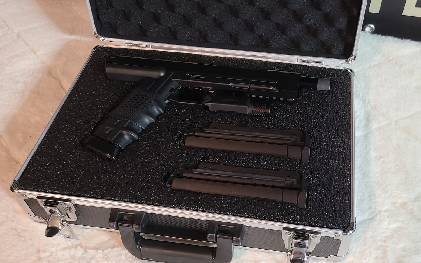 TIBERIUS T8.1 (TRAVEL KIT)