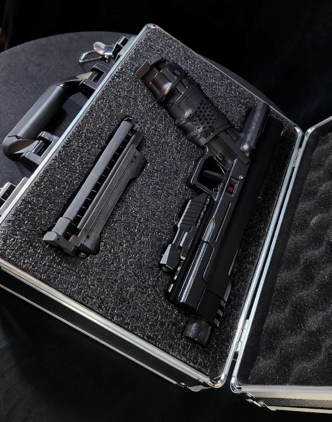 T8.1  "BLACK OUT EDITION"