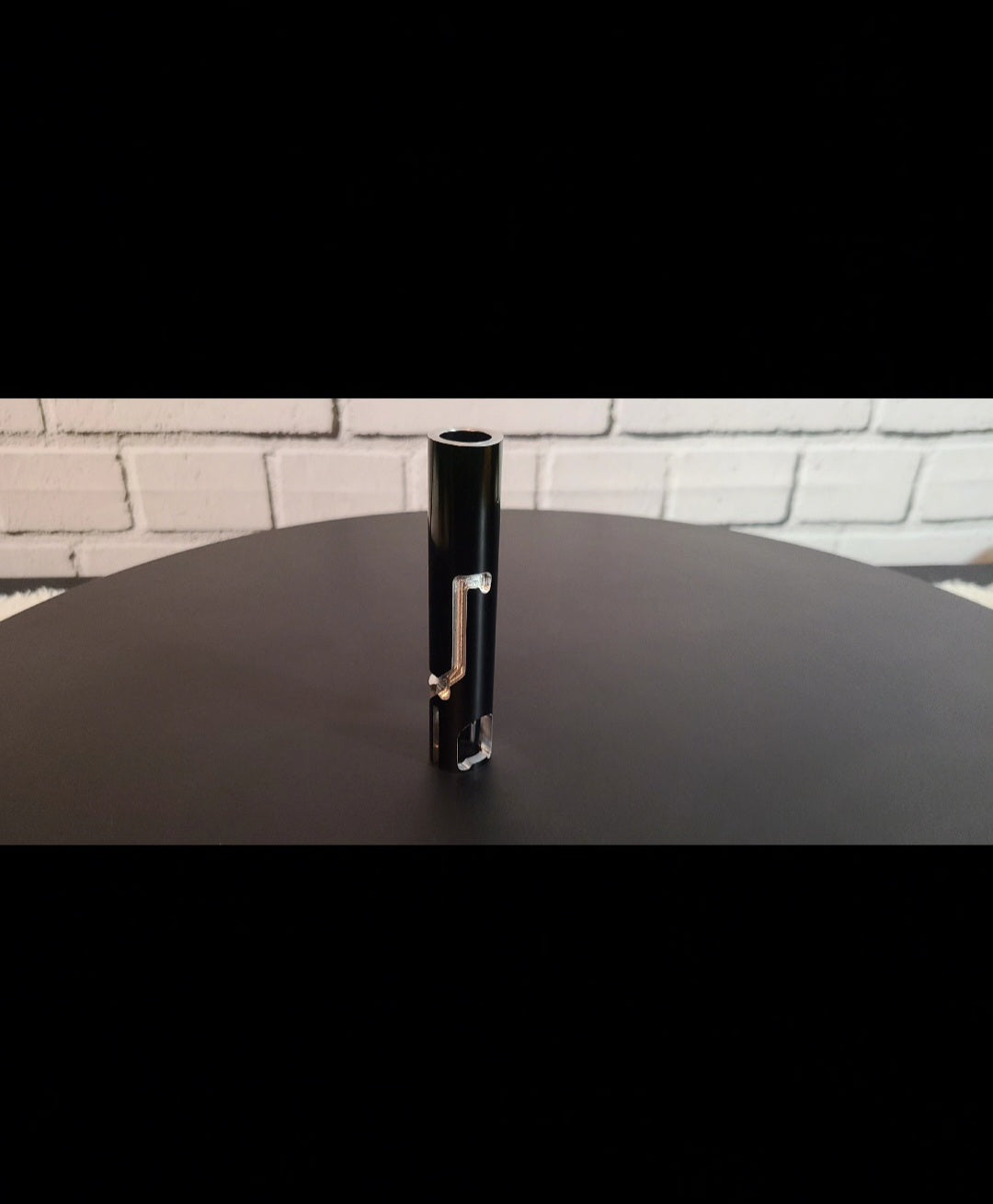 5 INCH LONG ( 686 metal detents and magnet.